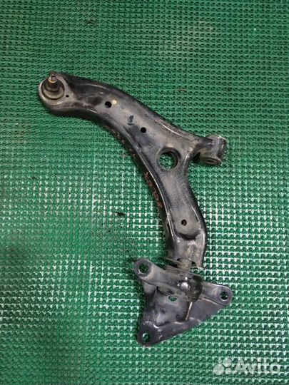 Рычаг передний левый Honda Fit GE6