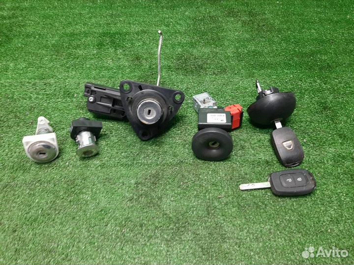 Замок зажигания Renault Duster 2017