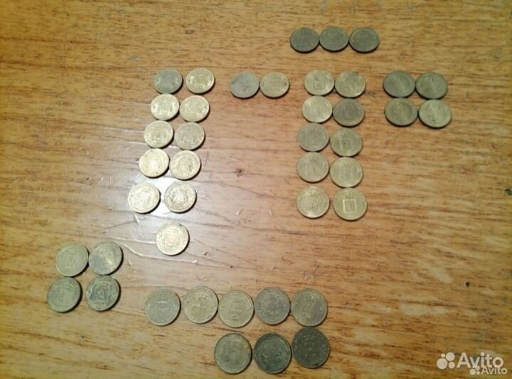 Юбилейные монеты