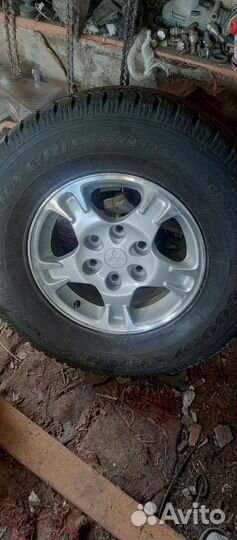 R16 Goodyear Cargo Ultra Grip 265/70, PCD 6x139.7 DIA 67.1