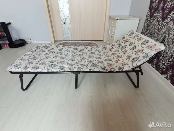 Раскладушка с матрасом в лагерь