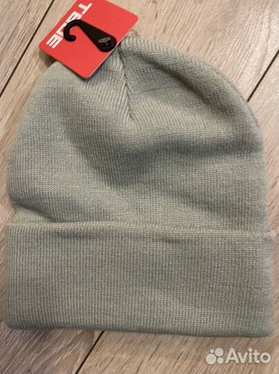 Шапка новая