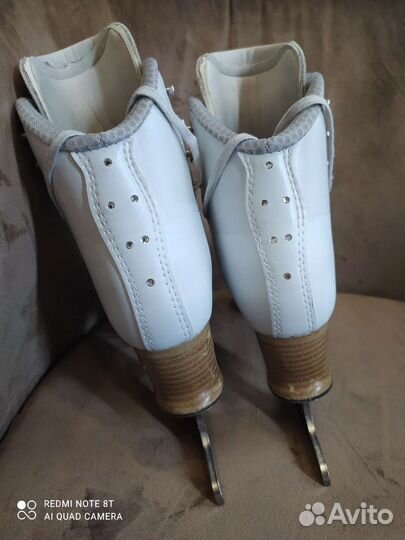 Фигурные коньки jackson elle