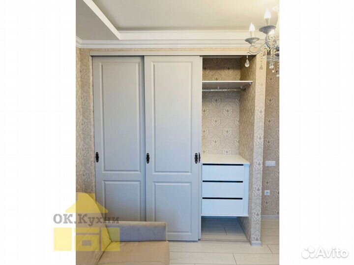 Шкаф навесной