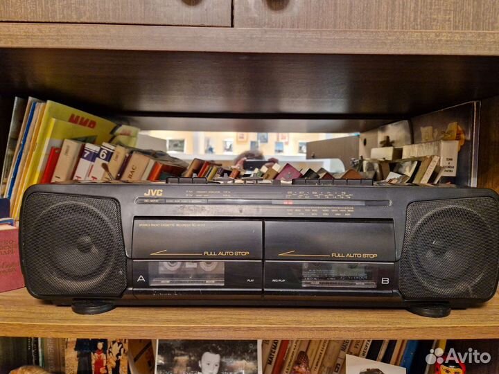 В резерве. Кассетный магнитофон jvc