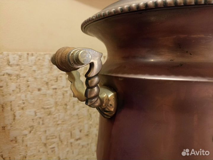 Старинный самовар И. Ф. Капырзин