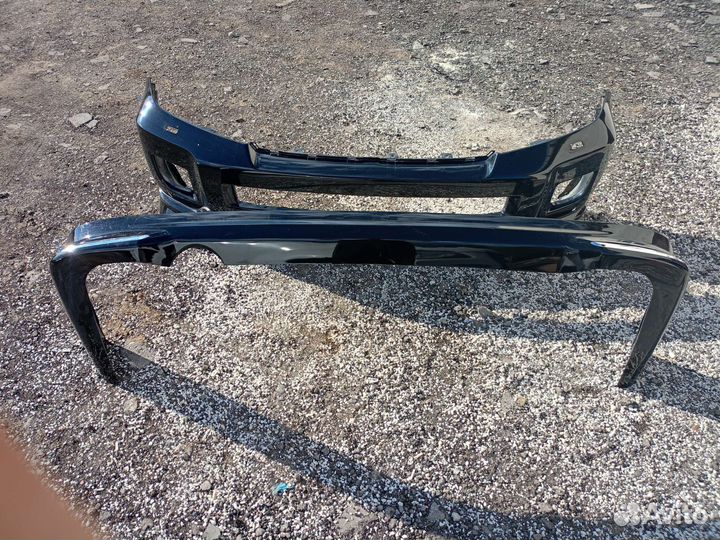 Передний бампер на toyota land cruiser 200