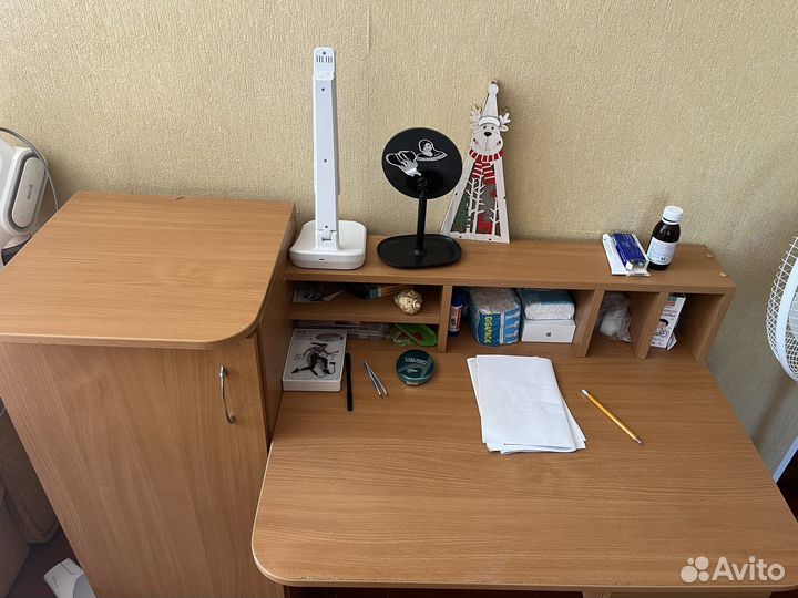 Письменный стол