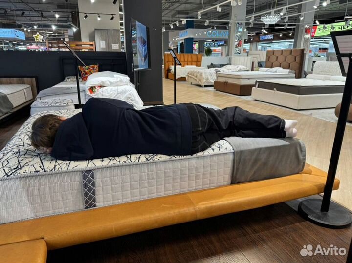 Матрас новый 180х200