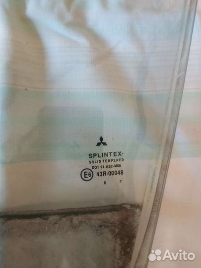 Водительское стекло Мицубиси Кольт 2006 Европа