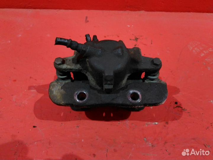 Суппорт передний левый Ситроен Ксара Пикассо