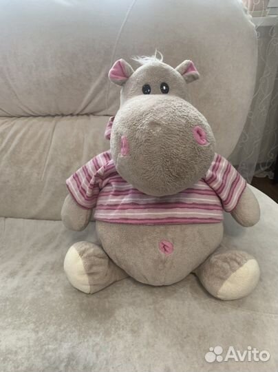 Игрушка бегемот
