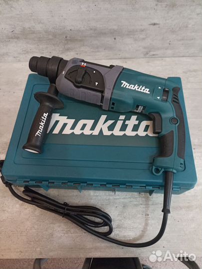 Перфоратор Makita HR 2470f