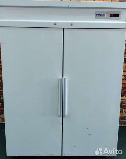 Холодильный шкаф polair