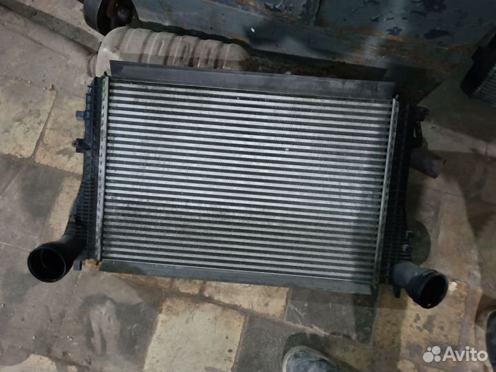 Запчасти на passat б6