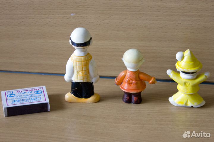 Советские игрушки клоуны колкий пластик