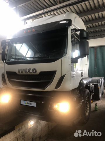IVECO Stralis с полуприцепом, 2013