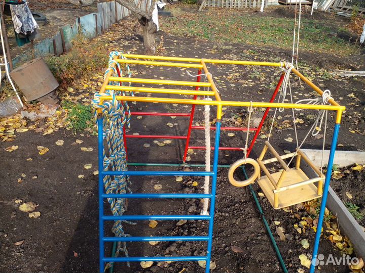 Детский спортивный комплекс уличный