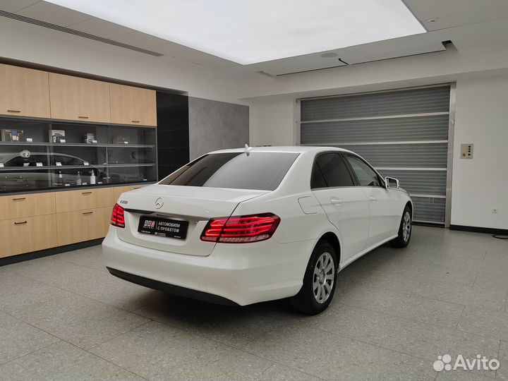 Mercedes-Benz E-класс 2.0 AT, 2015, 325 140 км