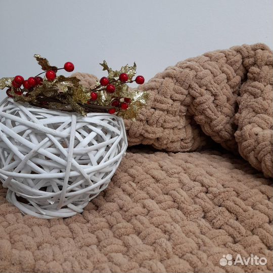 Плюшевый плед из Alize Puffy