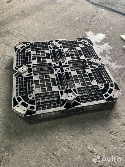 Пластиковые паллеты