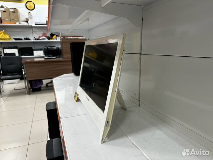 Моноблок Lenovo 19.5