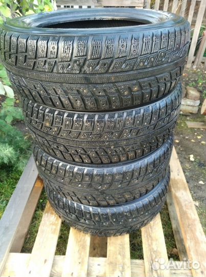 Kumho I'Zen KW22 205/60 R16 92T