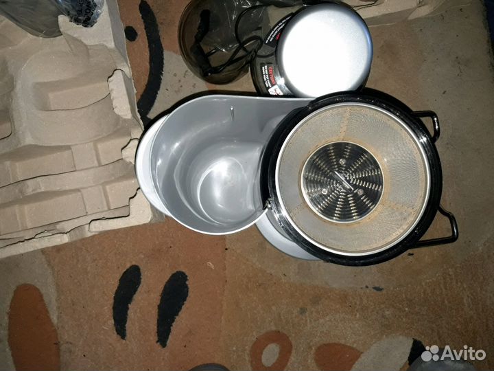 Соковыжималка Bork S-510