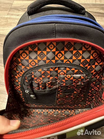 Школьный рюкзак