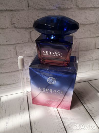 Versace Bright Crystal и J'ose Eisenberg