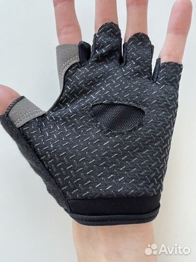 Перчатки женские для фитнеса