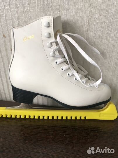 Фигурные коньки Graf