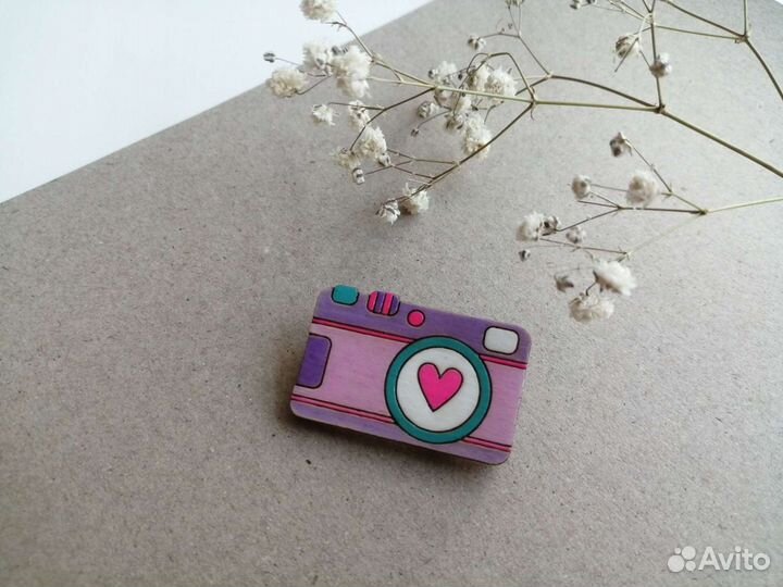 Деревянный значек