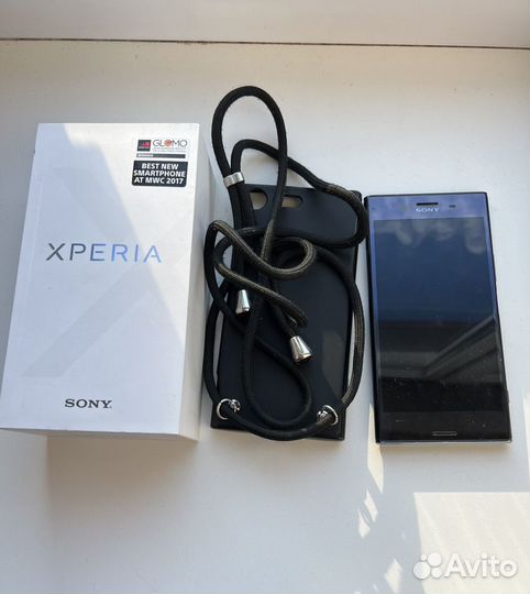 Sony Xperia XZ Premium, 4/64 ГБ