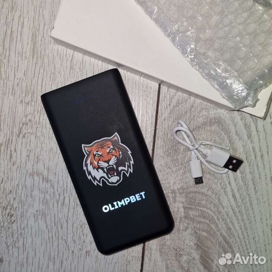 Power bank новый