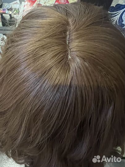 Парик новый из искуственных волос