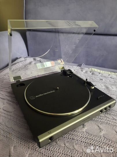Виниловый проигрыватель audio technica