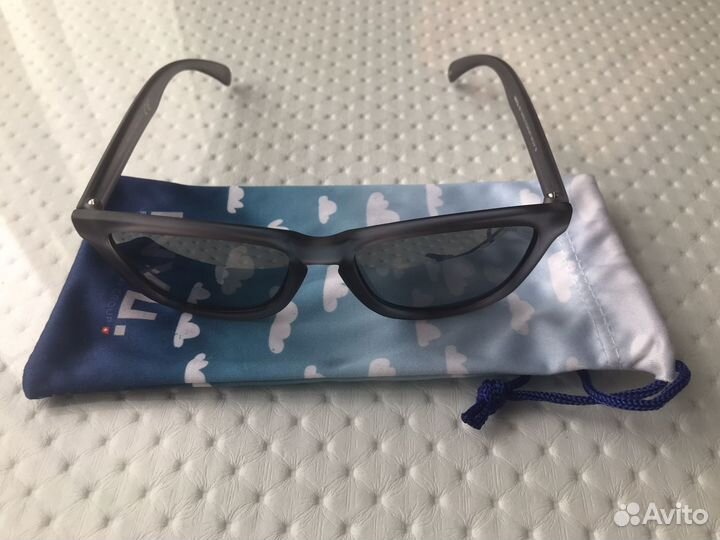 Солнцезащитные очки invu детские