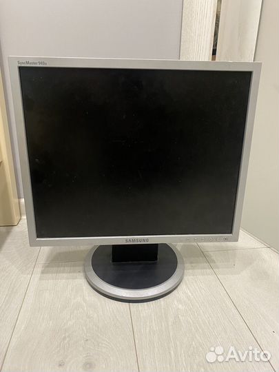 Монитор Samsung 940N