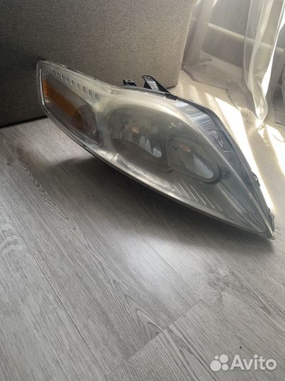 Фары Ford mondeo 4