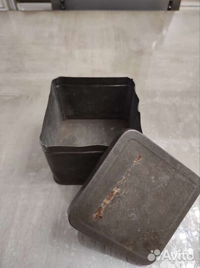 Антикварная коробка из под сигарет