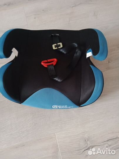 Автокресло бустер от 15 кг до 36