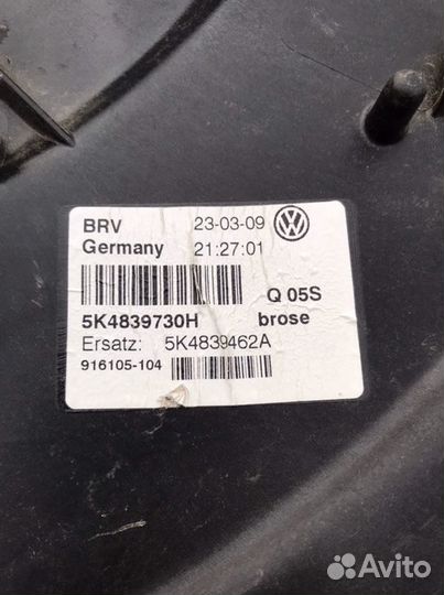 Панель двери задний правый Volkswagen Golf 6