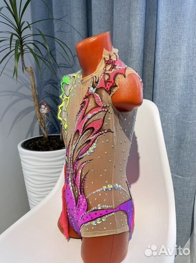 Купальник для художественной гимнастики