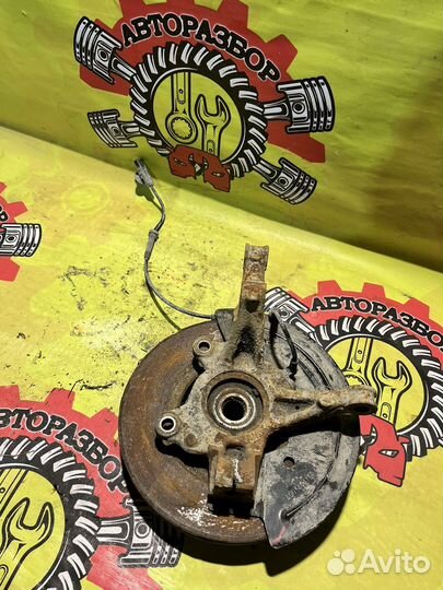 Кулак поворотный правый Renault Logan 2 Sandero 2