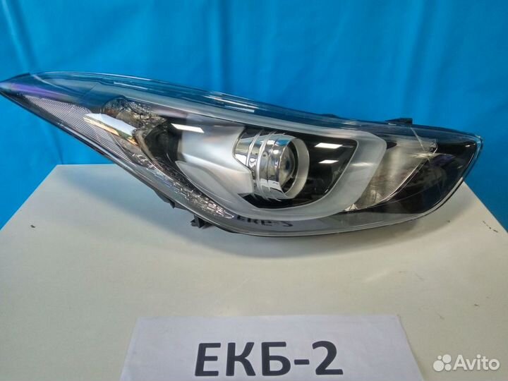 Фара правая Hyundai Elantra 5 MD (2013-2016)
