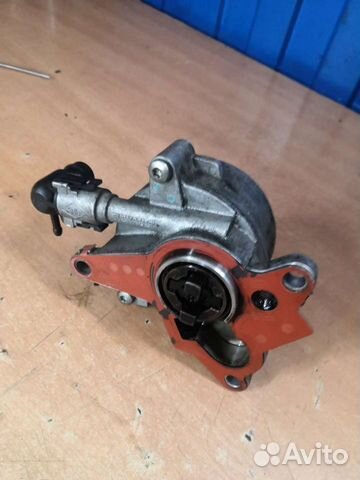 Вакуумный насос Renault Koleos 2.0 M9R x-trail t31