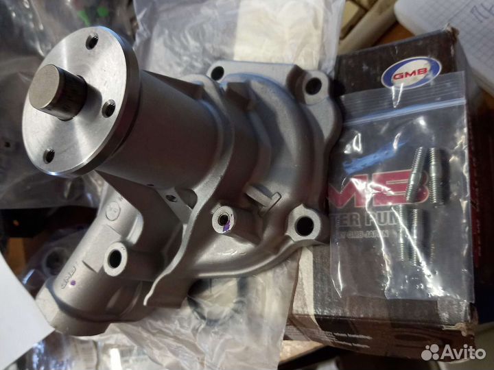 Помпа водяная Mitsubishi Hover