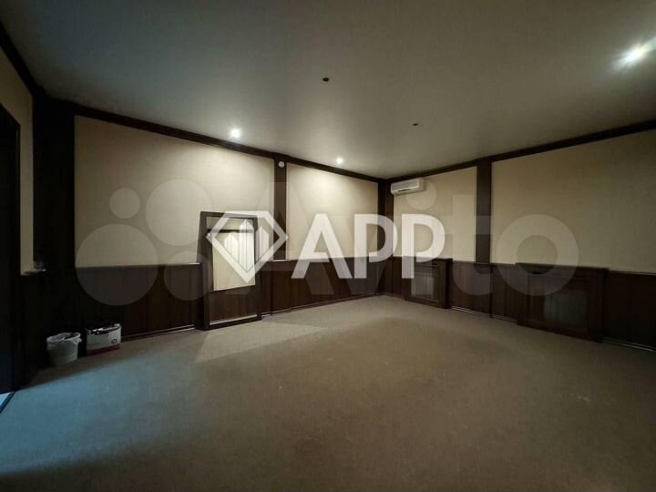 Офис с ремонтом и парковкой