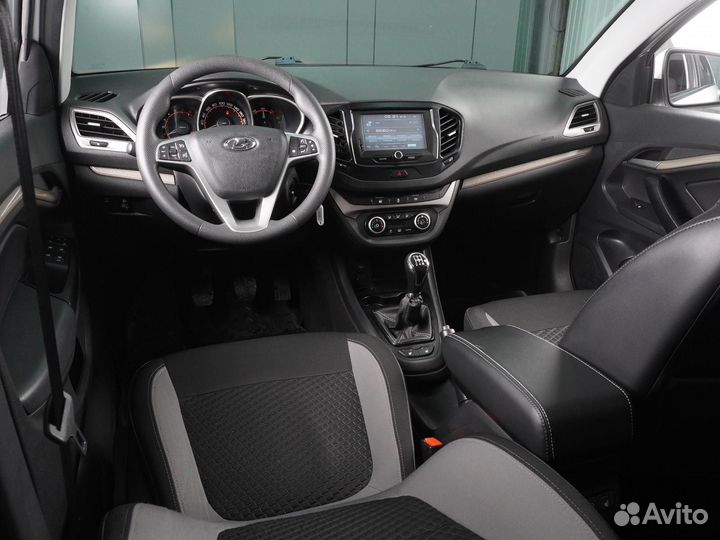 LADA Vesta 1.8 МТ, 2019, 61 674 км